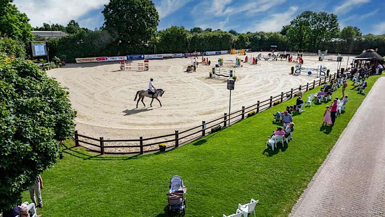 Das vierte Turnier des CSE Ehlersdorf konzentriert sich ganz auf junge Pferde und Amateure. (Foto: Archiv/ C.B.)